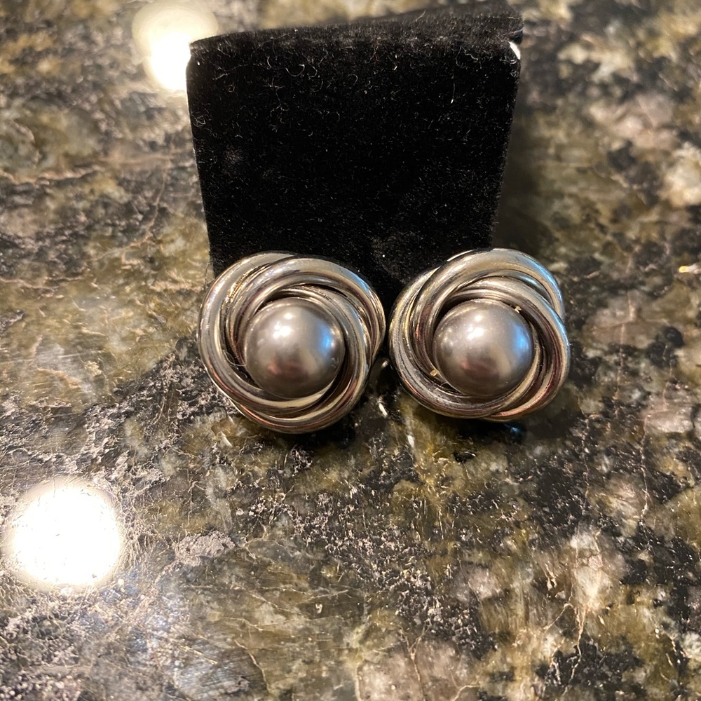 Flower vintage earrings